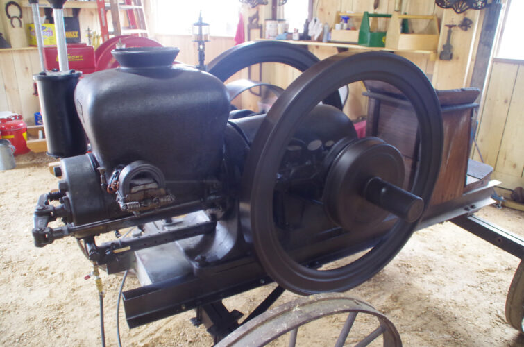 engines-restoration-antiques